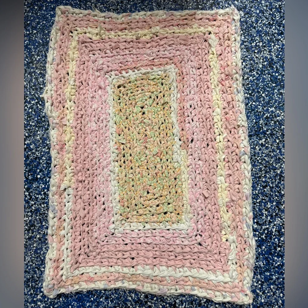 Handmade crocheted rag rug bathroom mat 29x20